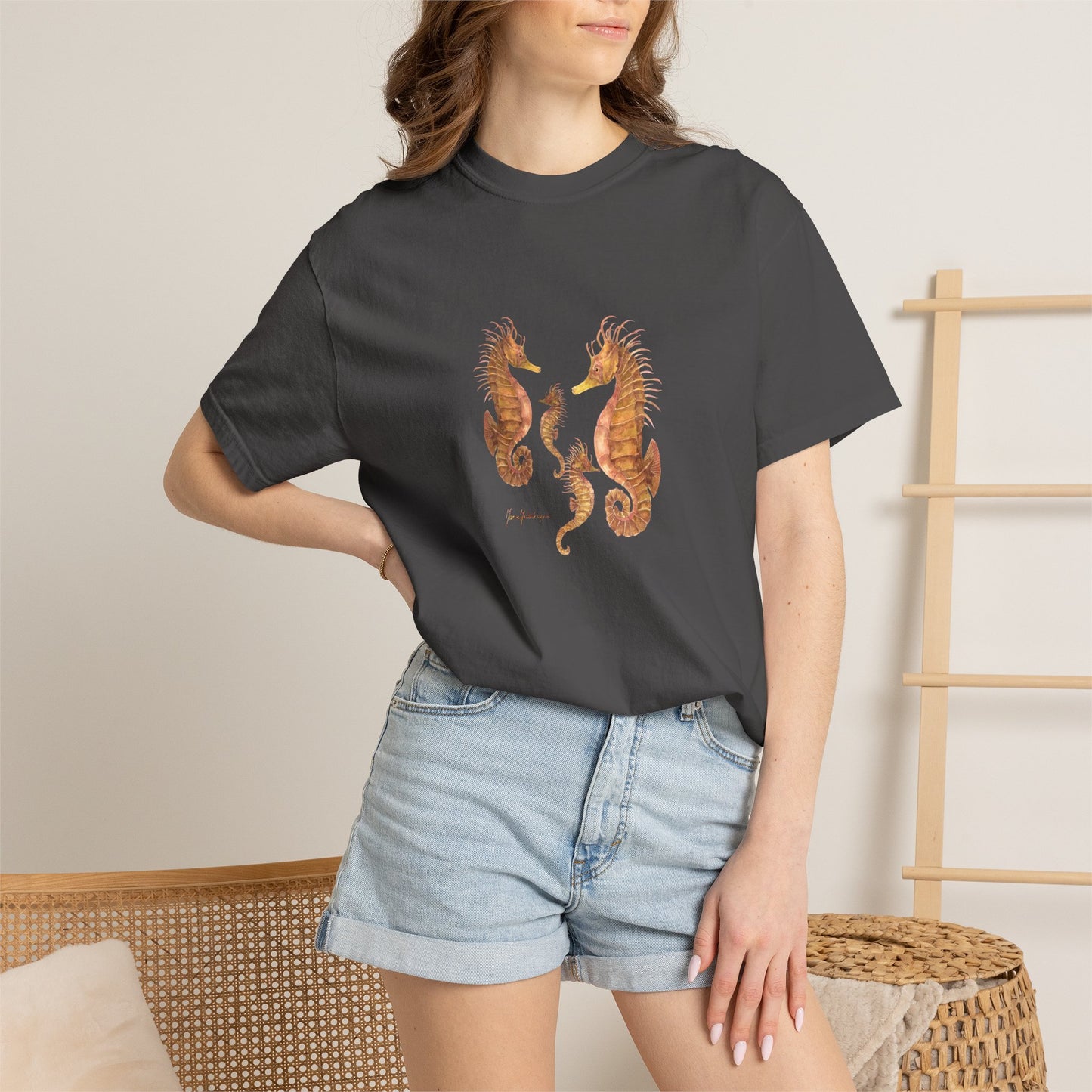 Seahorse Family Graphic Tee — Ocean-Inspired Mom, Dad & Baby Design