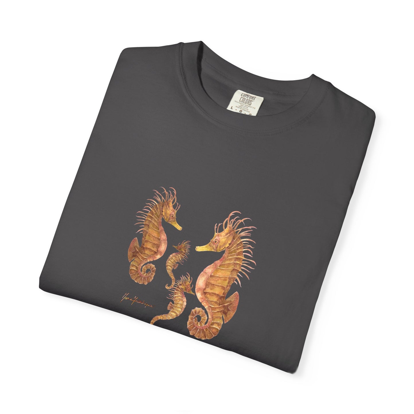 Seahorse Family Graphic Tee — Ocean-Inspired Mom, Dad & Baby Design