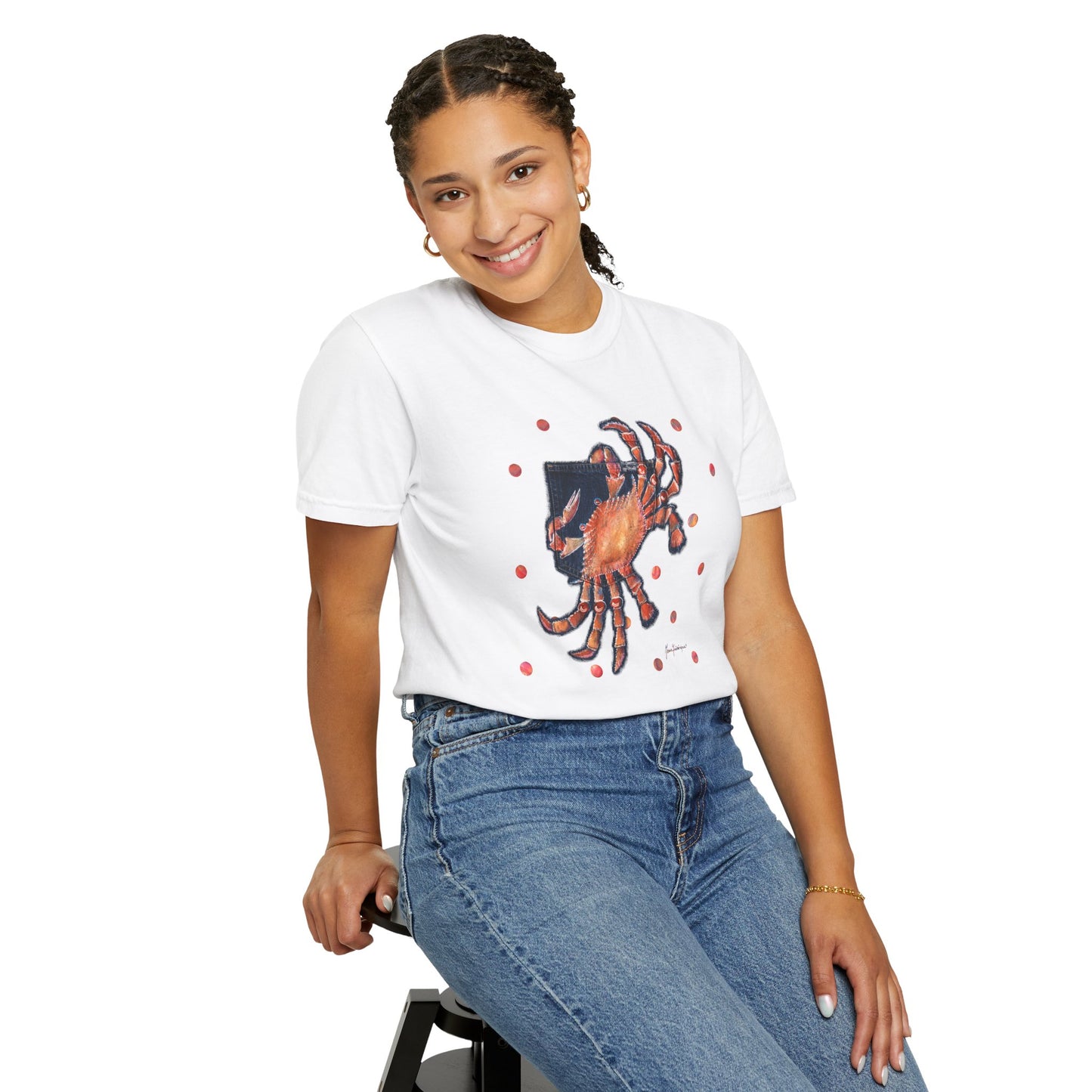 Crab Graphic T-Shirt — Retro Coastal Art by artist Marie Frederique