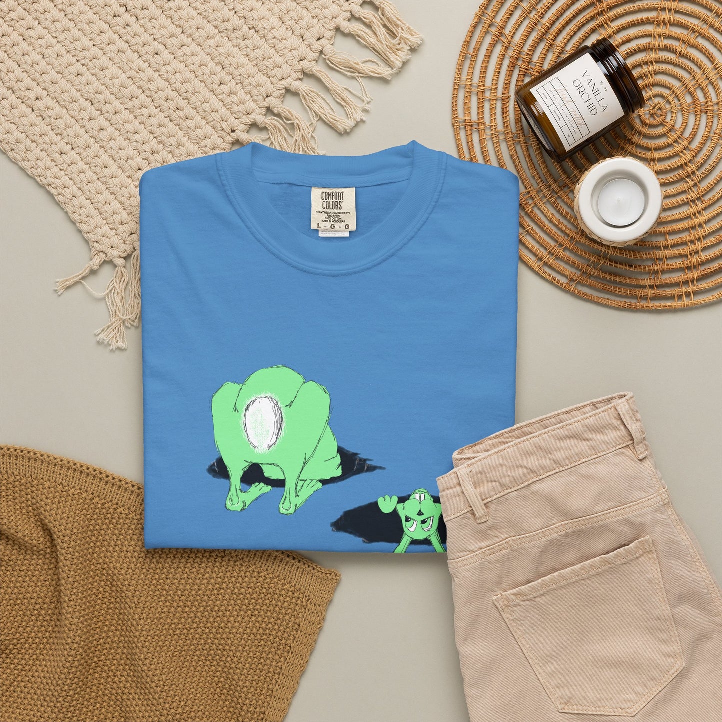 Looking for Alice T-Shirt — Down the rabbit hole Art Graphic Tee by artist Marie Frederique